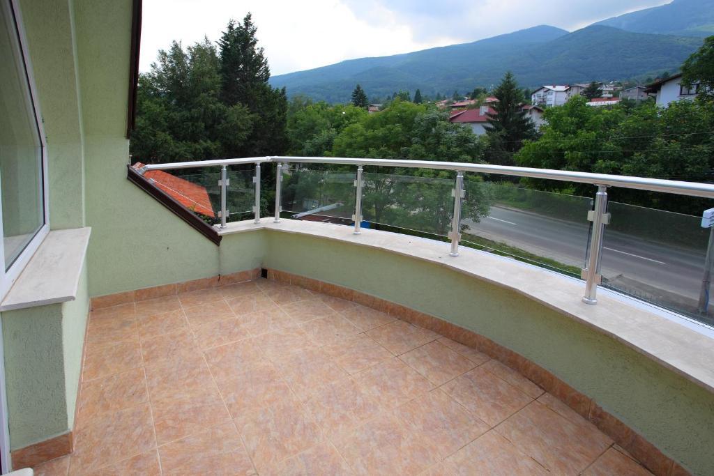 Family Hotel Diana Sofia Exterior photo